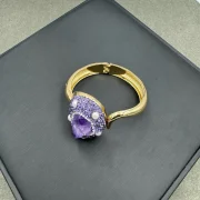 Bracelet — Natural Uruguayan Amethyst and Pearl Statement Collection
