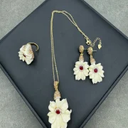 Red · Jewelry sets — Shell Flower Jewelry Set with Jade Inlay